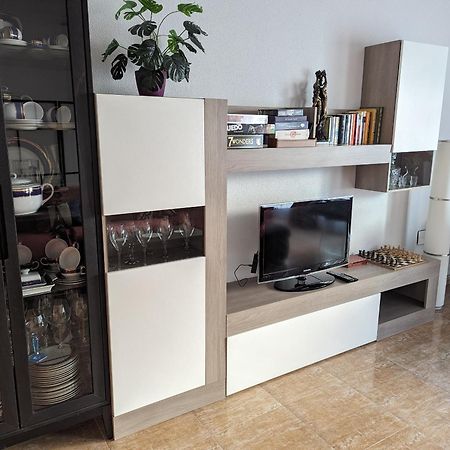 Vivienda Compartida Con Ambiente Familiar Apartamento Sesena Exterior foto
