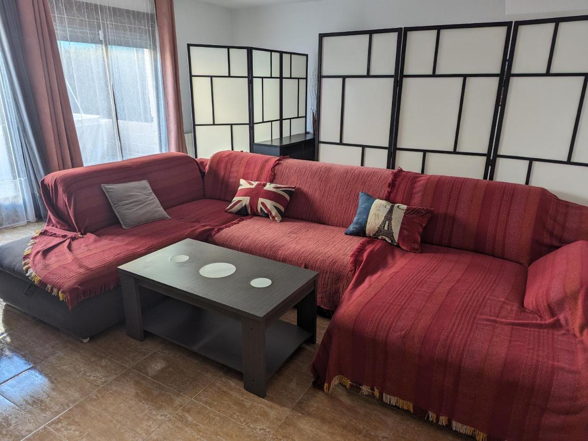 Vivienda Compartida Con Ambiente Familiar Apartamento Sesena Exterior foto